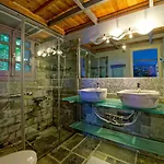 Country Estate With Pool * Tsagarada