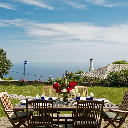 Сasa de vacaciones Country Estate With Pool