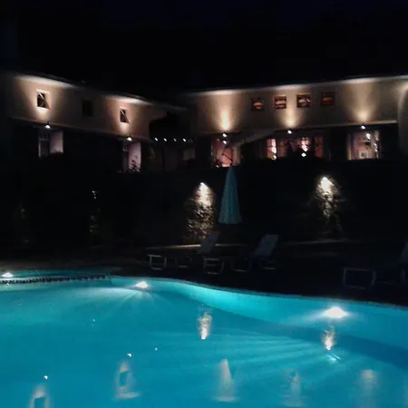 Country Estate With Pool