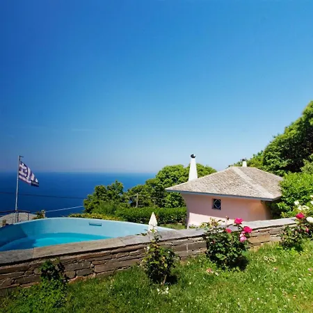 Сasa de vacaciones Country Estate With Pool Tsagkarada