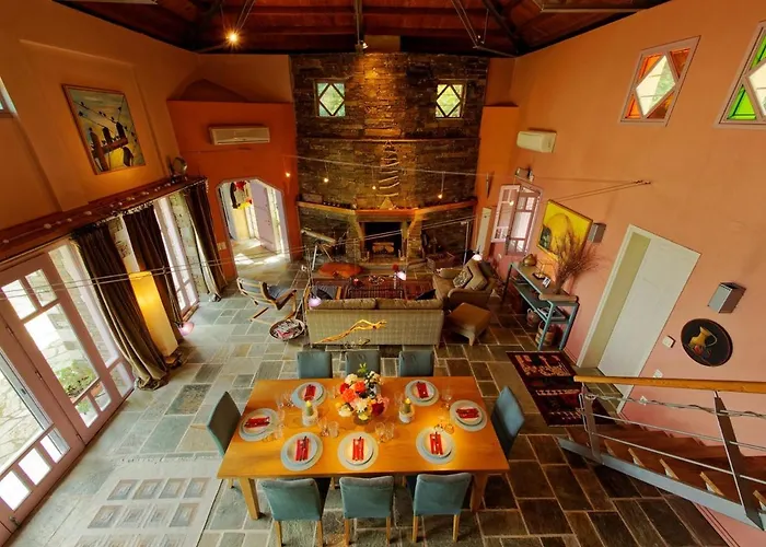 Country Estate With Pool Σπίτι διακοπών Τσαγκαράδα