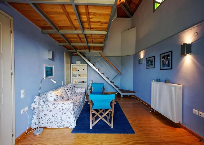 Country Estate With Pool Τσαγκαράδα